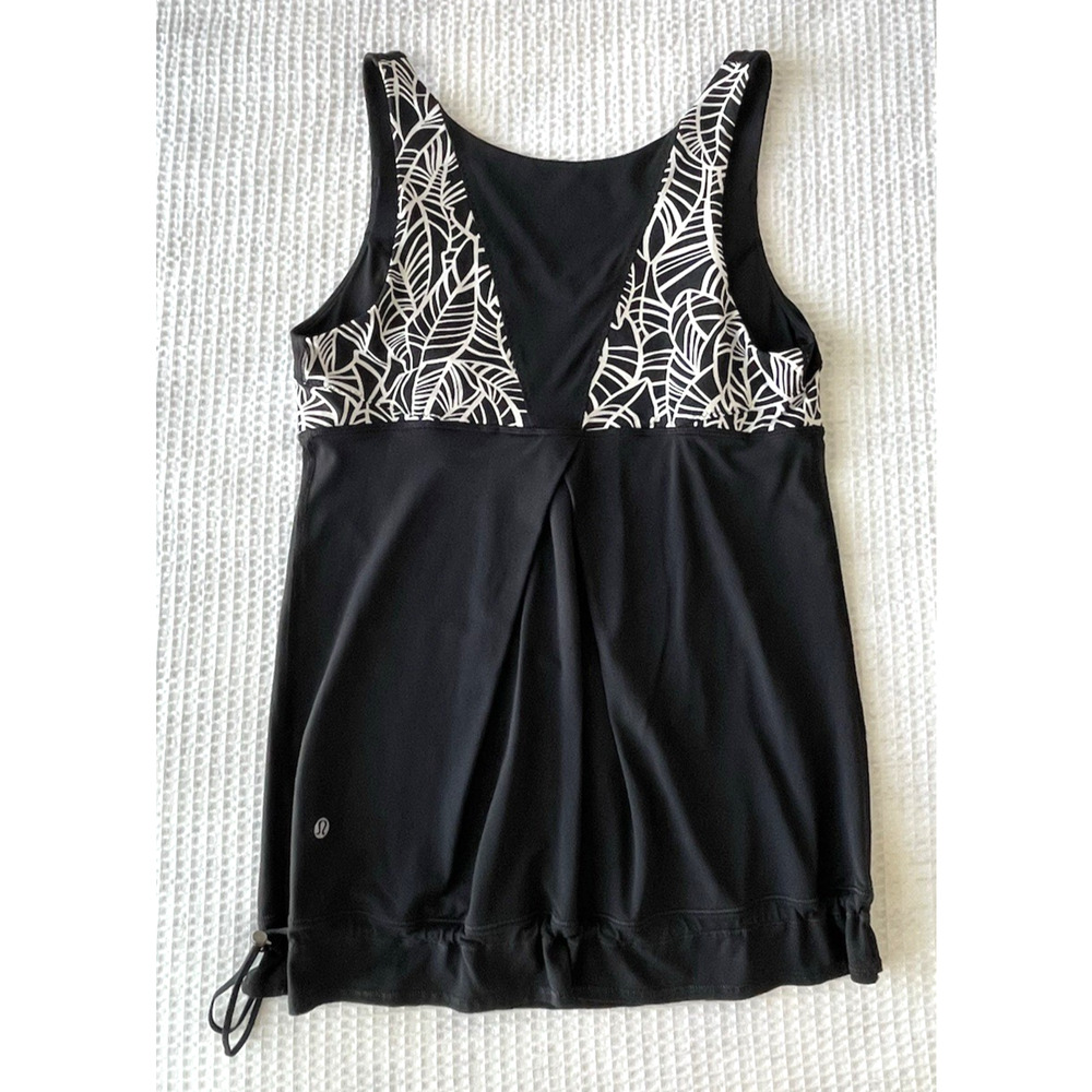 Lululemon Size 10 Run Ta Ta Topper Black Tank Top Sleeveless